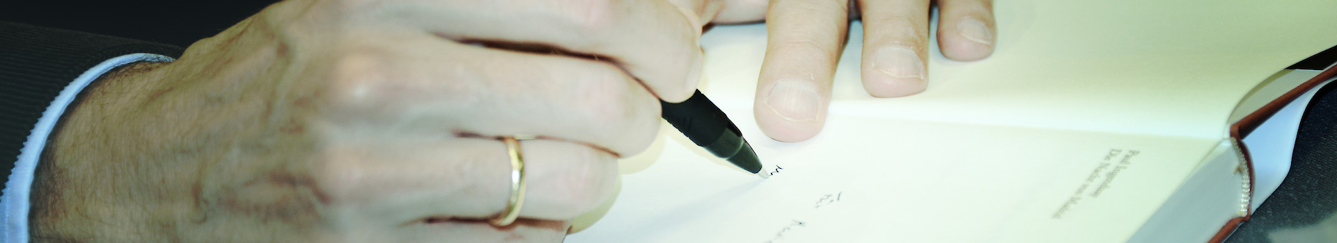 buchhandlung-schmetz--heroimage--lesungen buchhandlung-schmetz--heroimage--lesungen