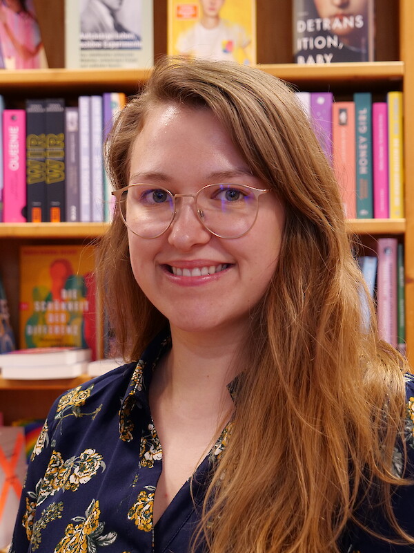 Portraitfoto von Janneke de Vries